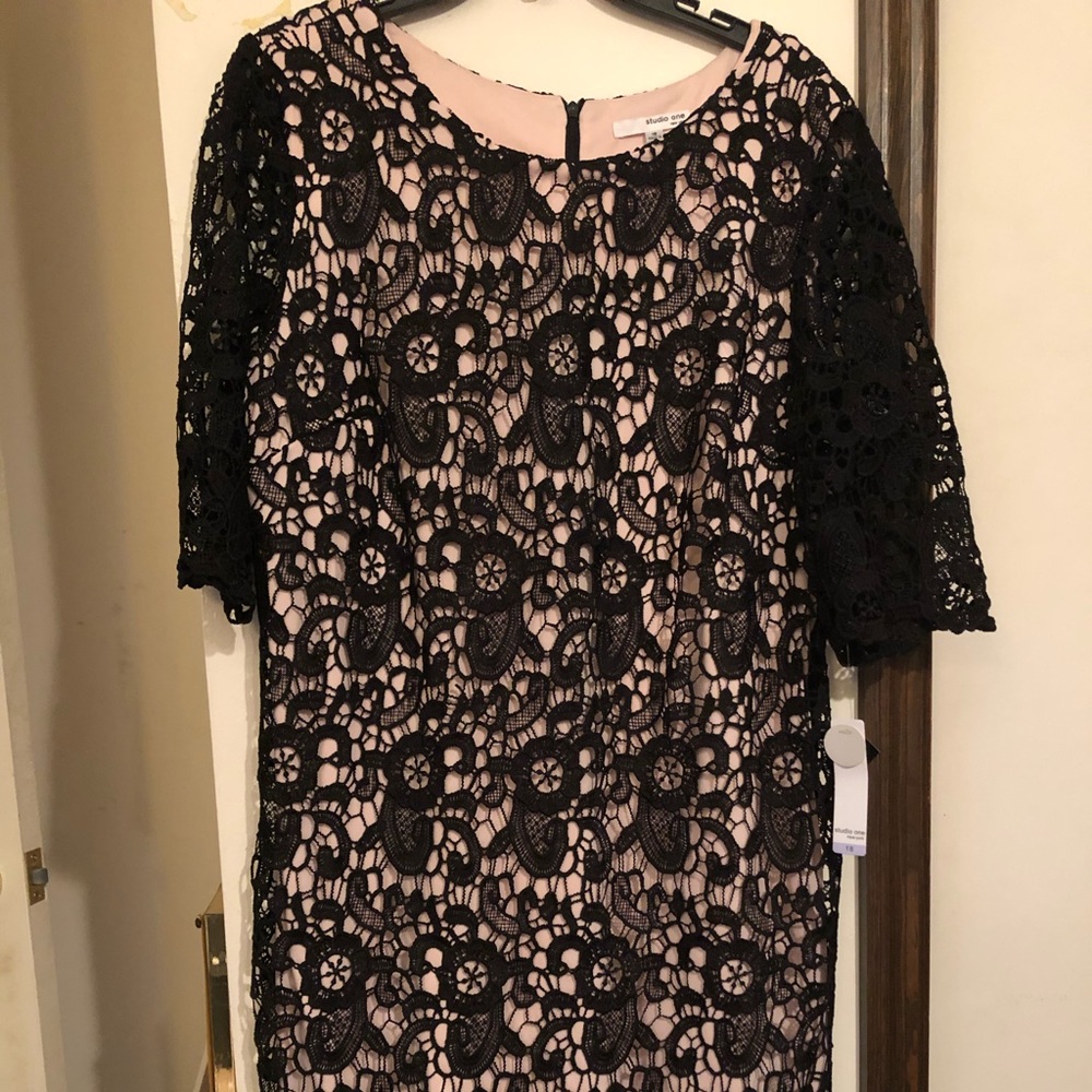Studio 1 Black lace over pink/peach liner dress